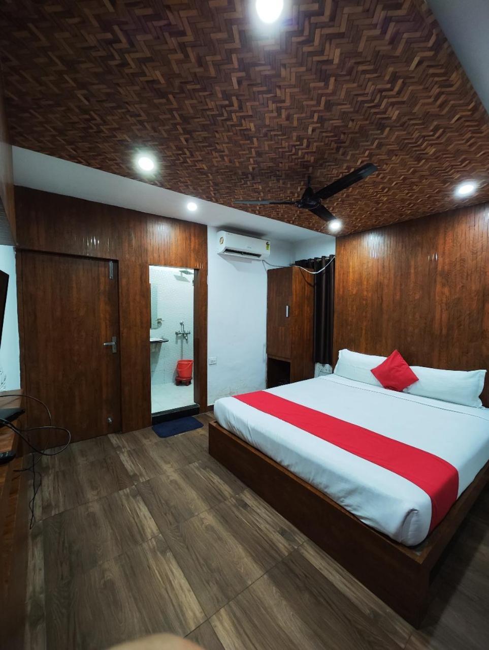 Hotel Rudraksha Inn Деогар Екстер'єр фото